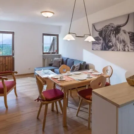 Erdgeschosswohnung 8 Im Bergschloessl * 奥博奥多夫